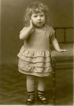 DorisGunillaKarsson.jpg (66989 bytes)
